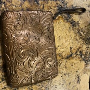 Patricia Nash Leather Cassini Wristlet